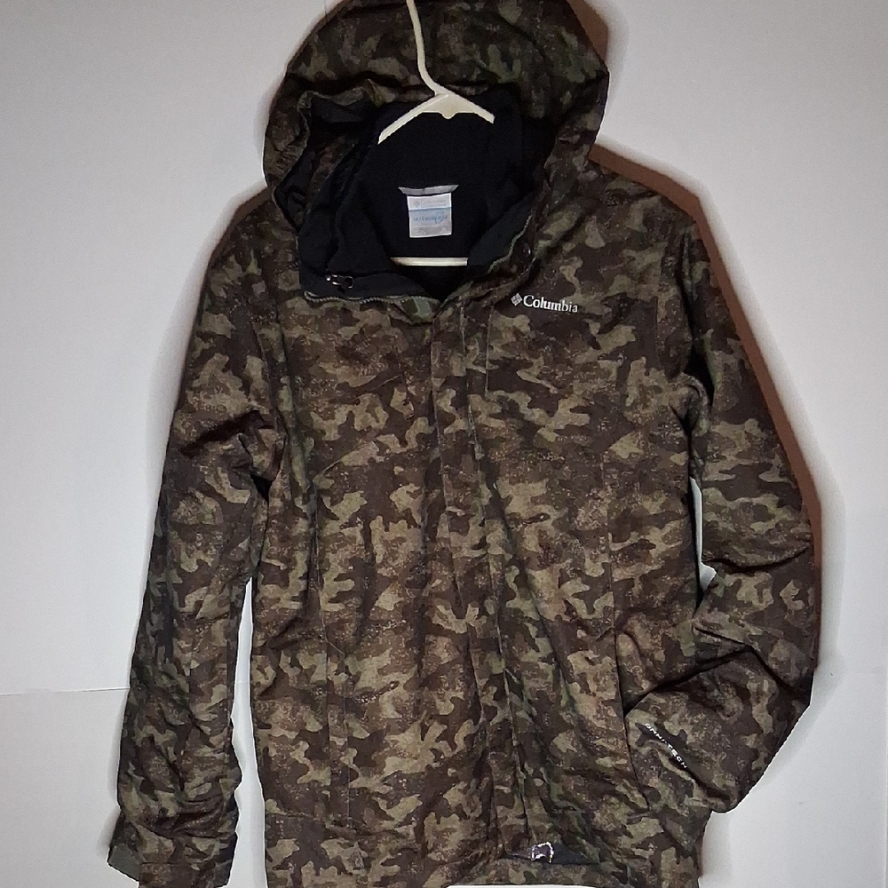 Columbia Interchange Camouflage Kids XL Coat With Removable Lining And Hood